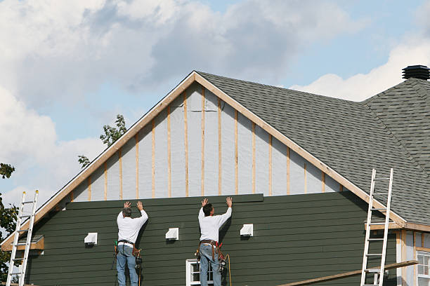 Professional Siding Contractor technician working in Maple, NC